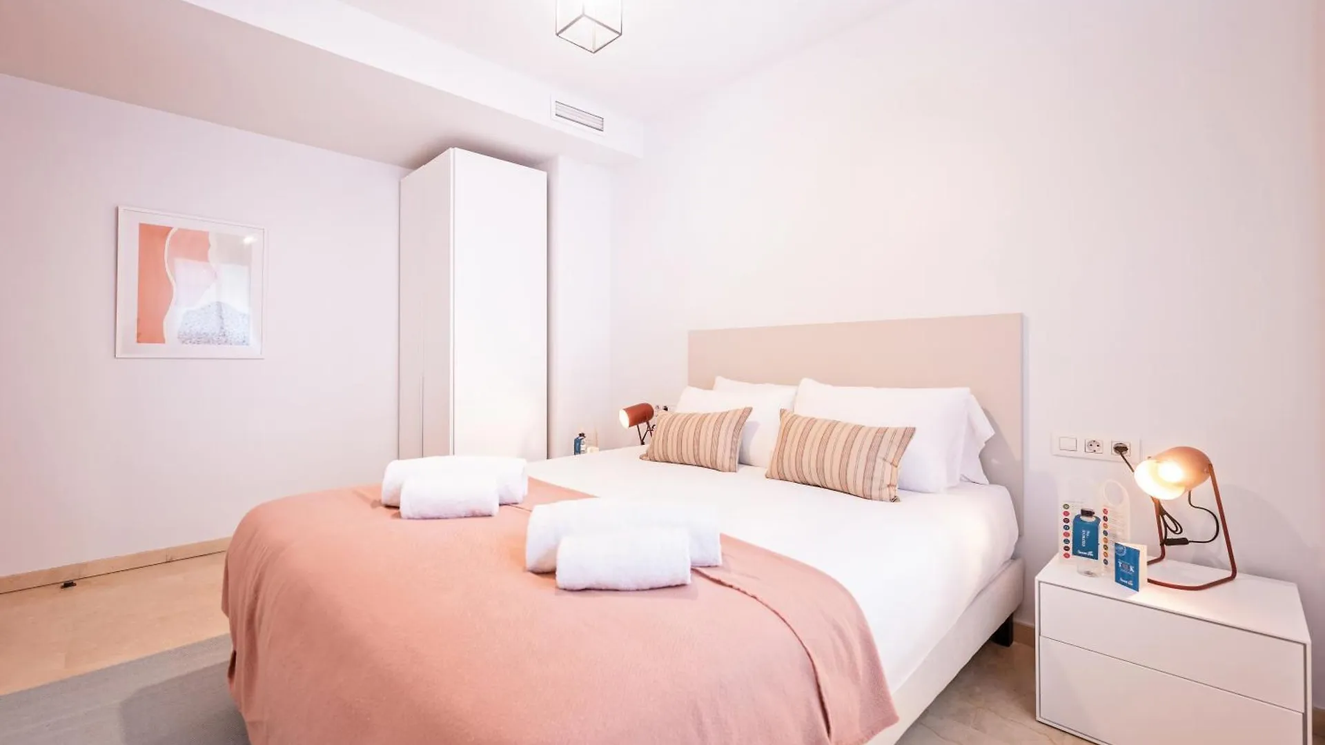 Sweett - Carrer Fira Apartment Barcelona