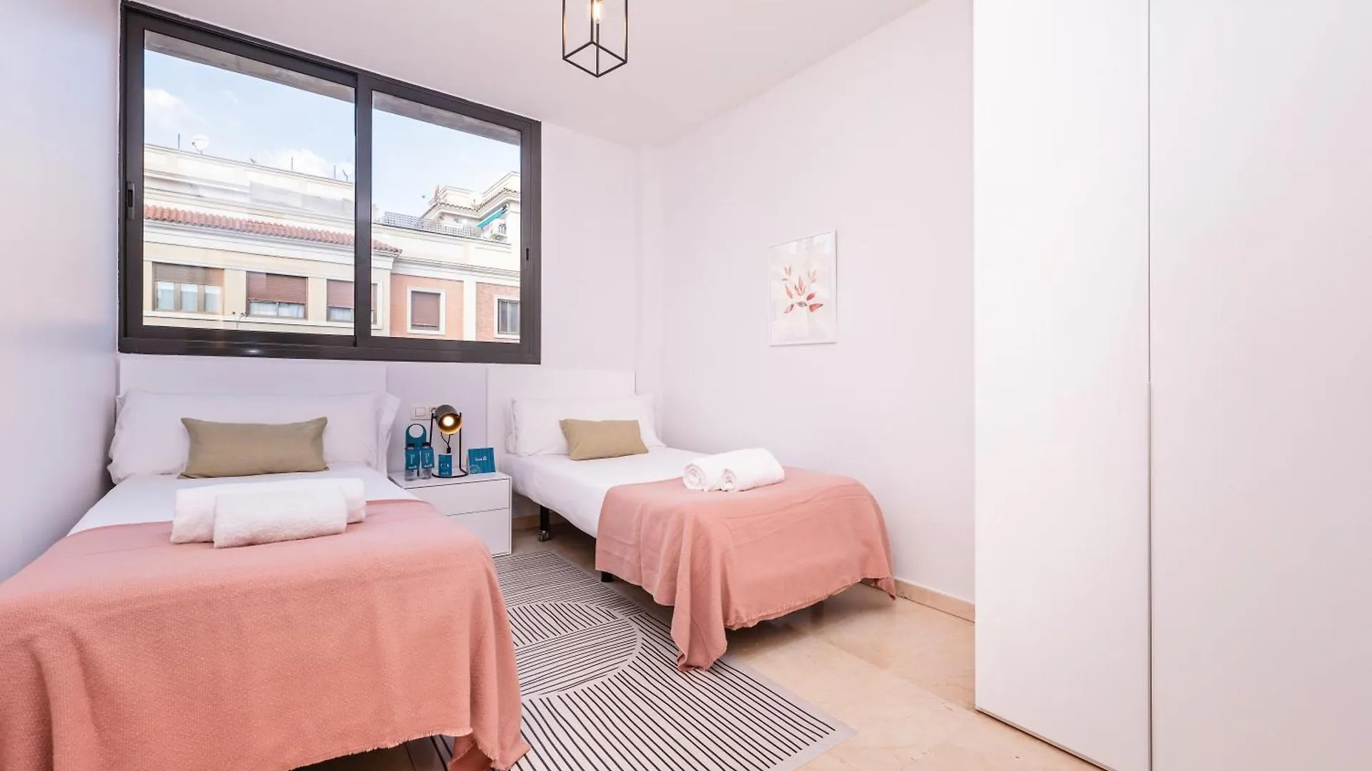 Sweett - Carrer Fira Apartment Barcelona