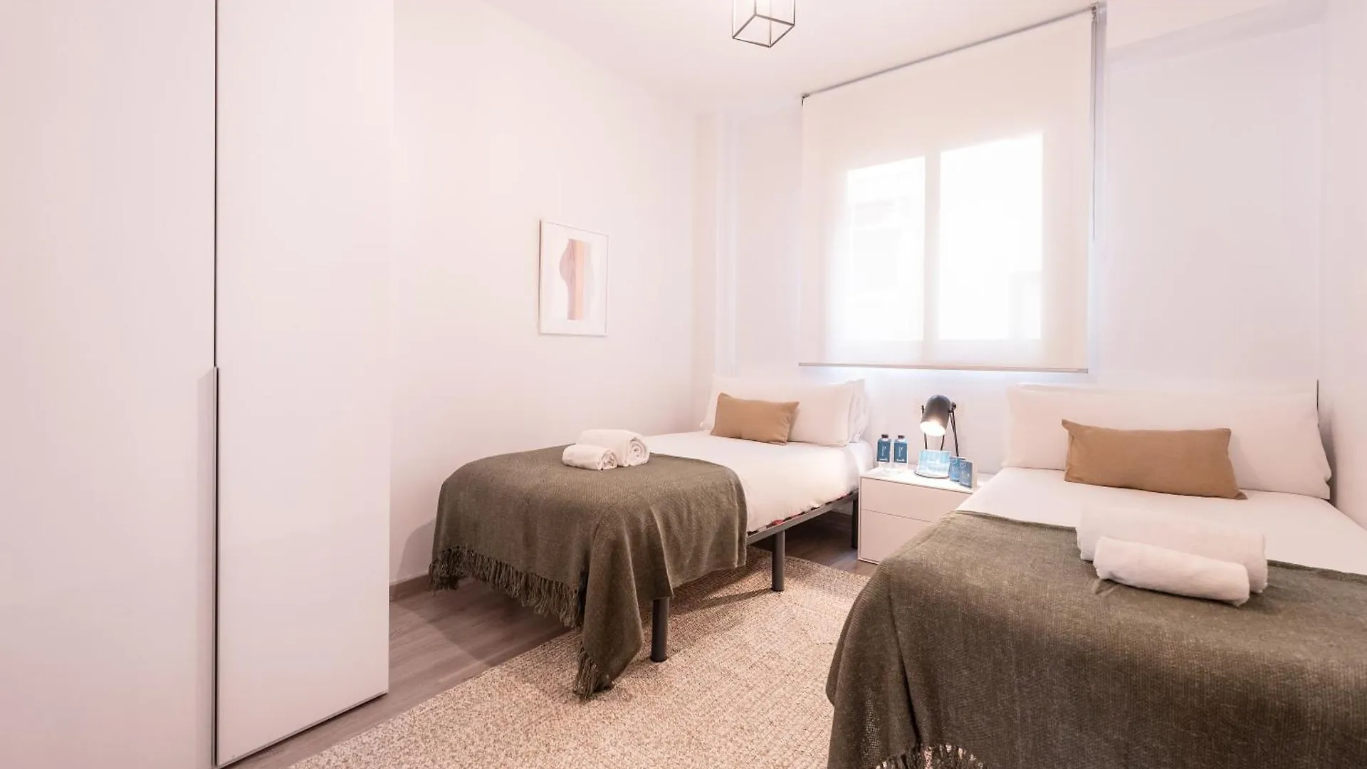 Sweett - Carrer Fira Apartment Barcelona